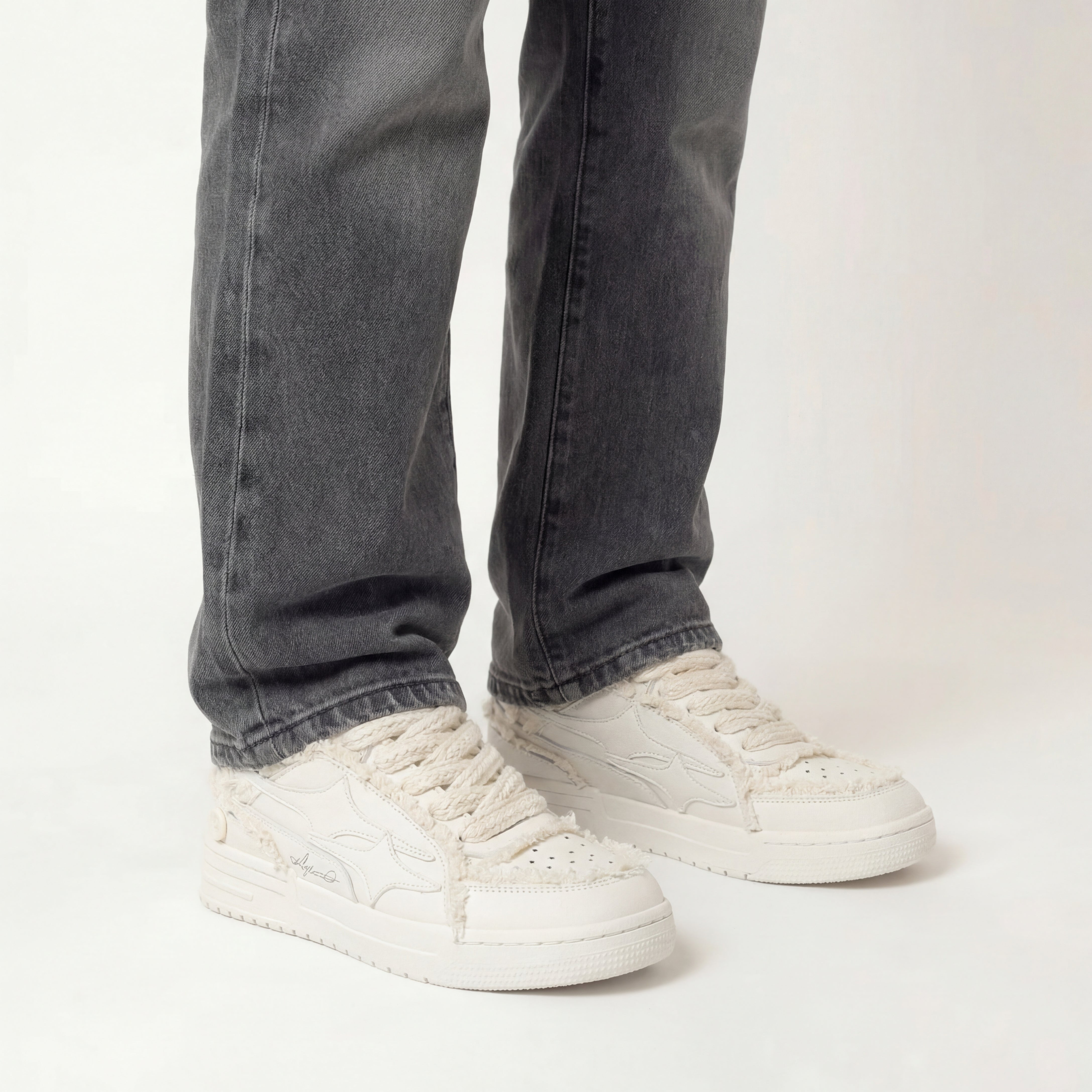 MARISEI — SNEAKER