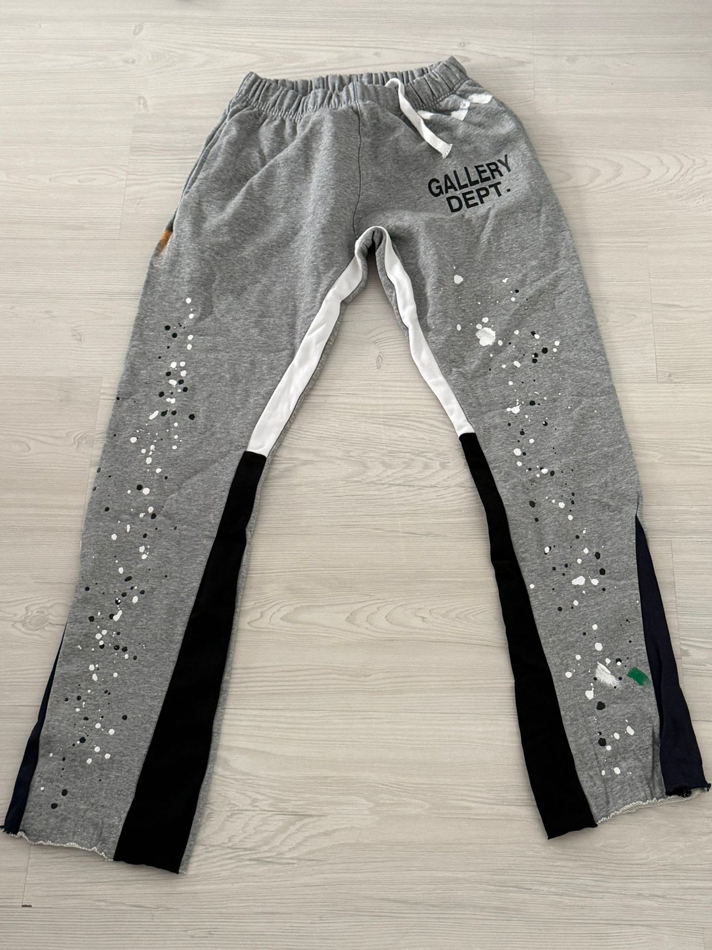 Gallery Dept Size S