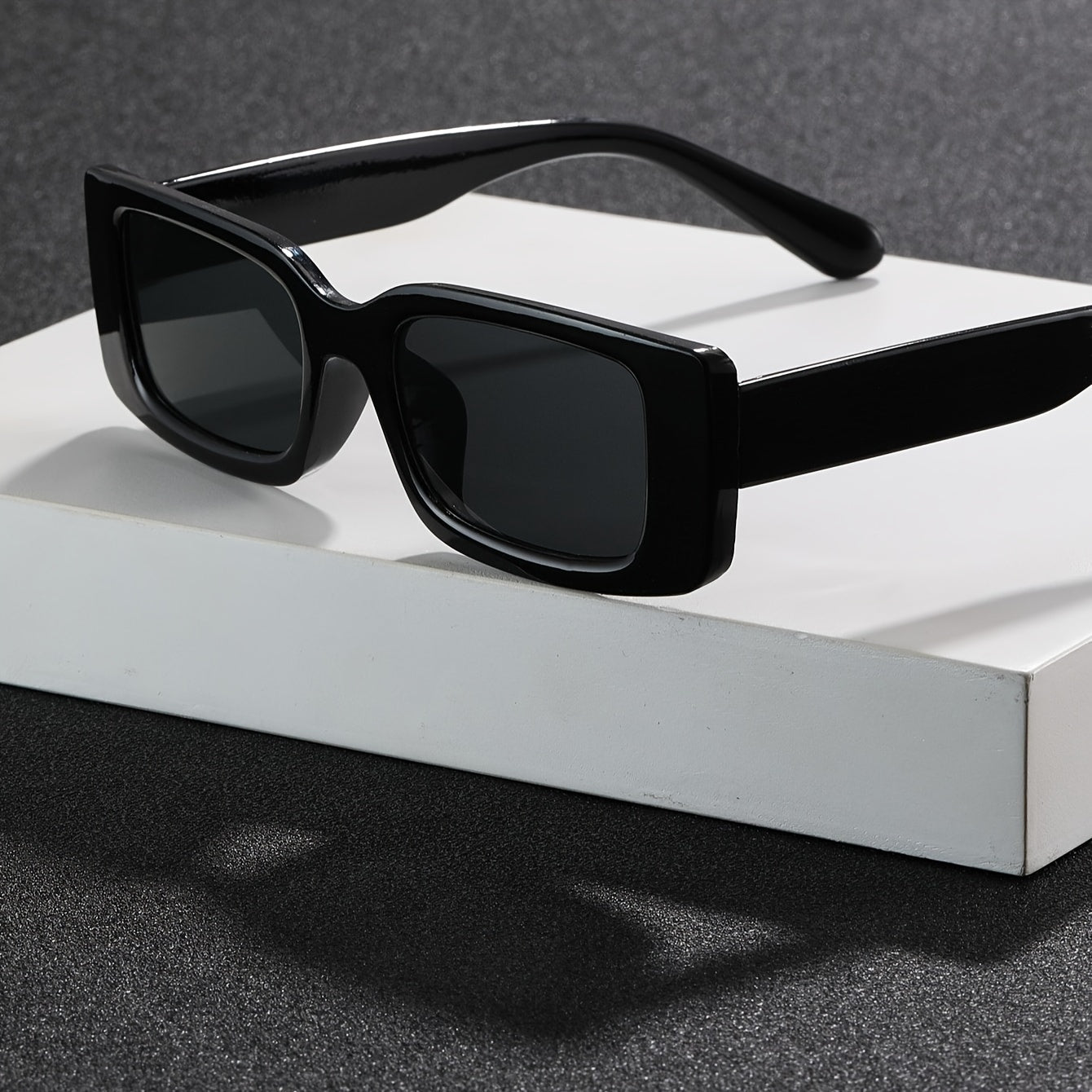 Flamingo™  Retro sunglasses