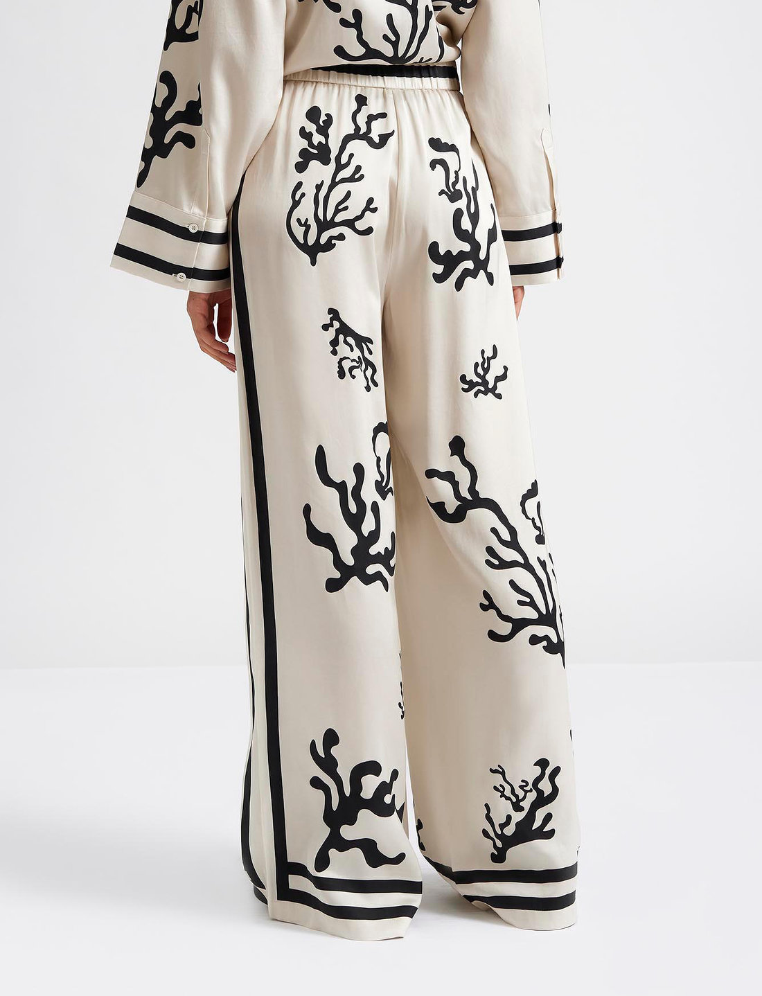 FLMNGO x LUXURY SATIN OVERSIZED SET