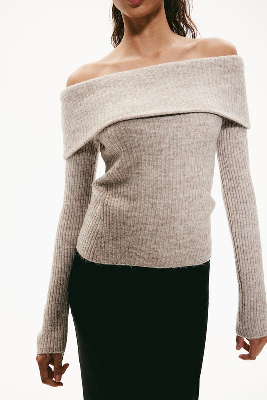 FLMNGO x Off-the shoulder sweater